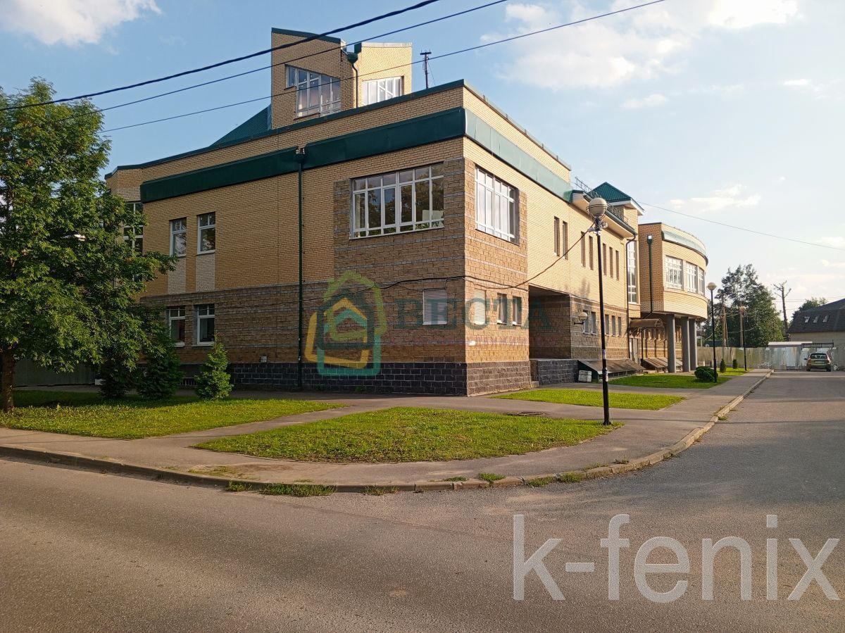земли коммерческого назначения 1506 метров, участок 15 сот